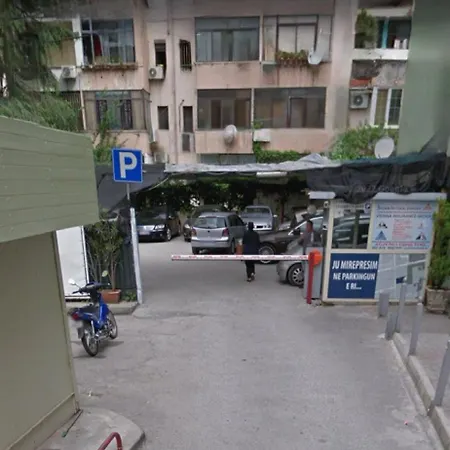 Zaira City Retreat - Tirana Exterior photo