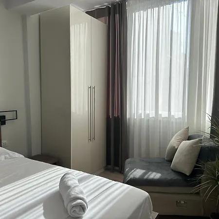 Zaira City Retreat - Tirana Exterior photo